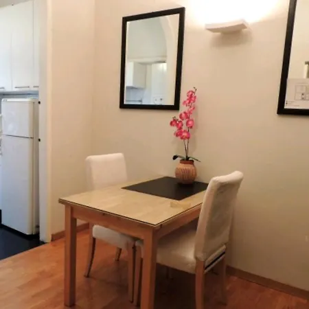 Testaccio Apartment 3