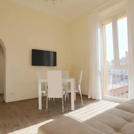 Domus Alba Al Colosseo Hotel