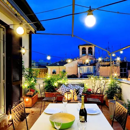 Spanish Steps Apartment With Terrace