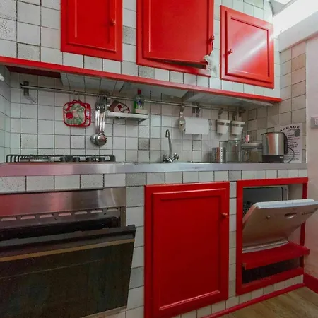Giulia Apartment