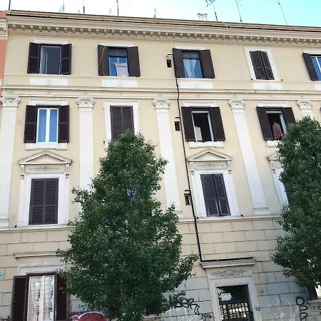 Internocinque Apartment