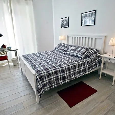Fellini Bed and Breakfast