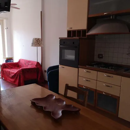 Апартаменты Checchi House
