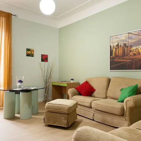 Beautiful Apartment In San Giovanni Close To Colosseo