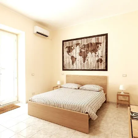 Roma Central Studio
