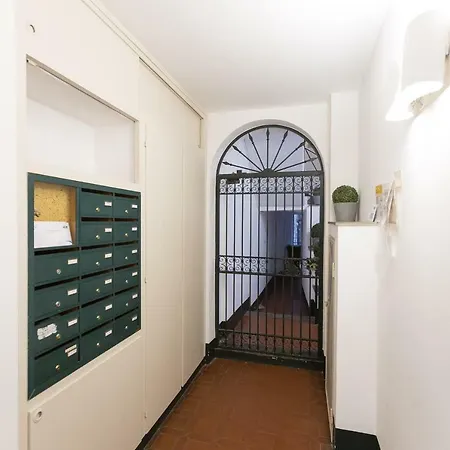Pantheon Romantic Loft