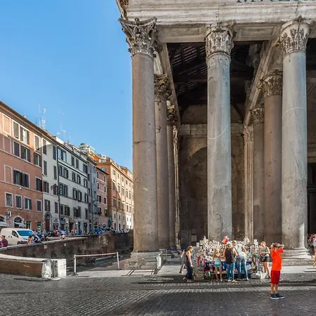 Hotel Hub Pantheon