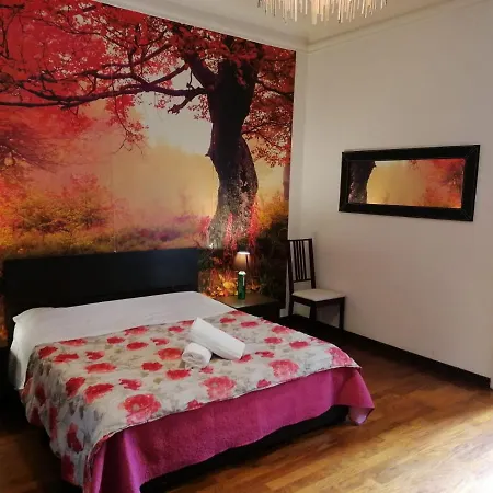 Clarahouse Hotel
