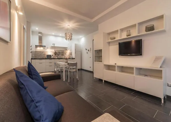 Romantic Apartment In Rome, 50 Sqm, Parking