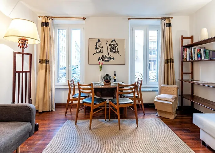 IREX Popolo Square Apartment near via del Corso