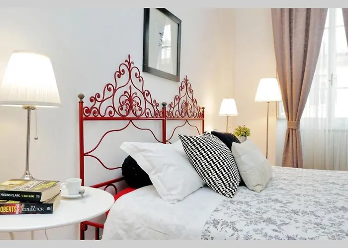Trastevere Apartment For Family & Friends With Separate Living Room - Ac & Wifi