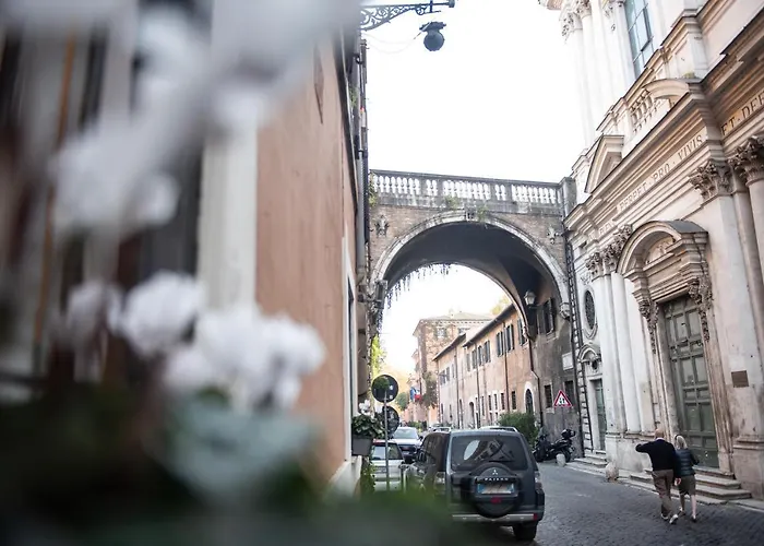 Sweet Arco Farnese