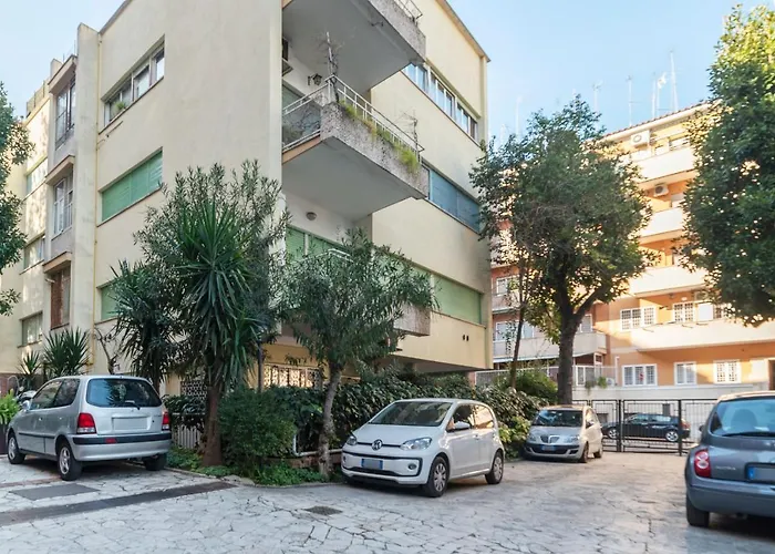 Guesthost - San Pietro Cozy Apartment With Terrace!