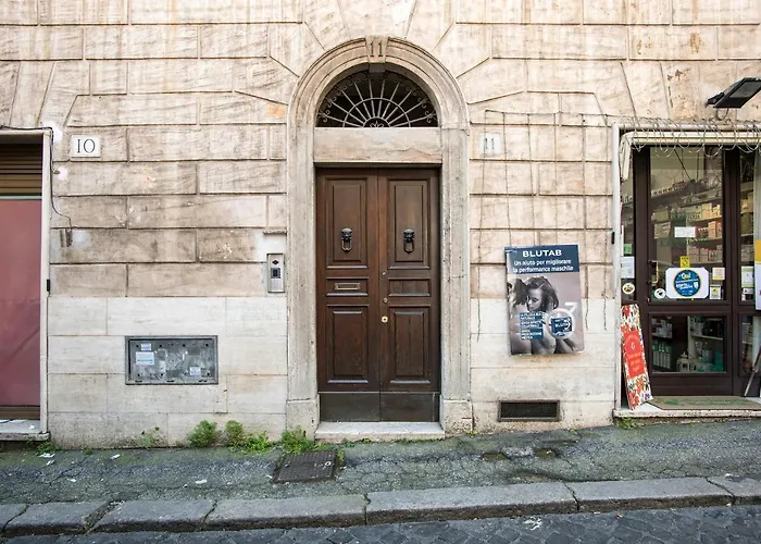 Residenza Fontanella Barberini By Spanish Steps