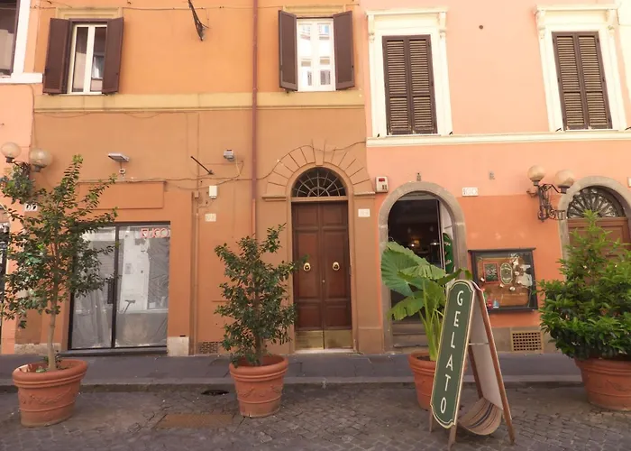 Vite 99 - Piazza Di Spagna