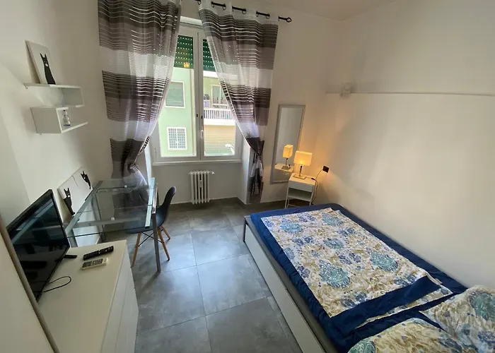 Private Bright Room In The Heart Of Rome