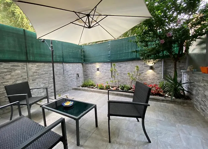 Mimma's House Private Garden near Trastevere