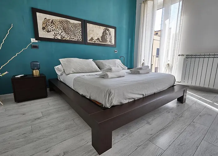 Apartment In Front Of St Peter'S Square And Vatican Museums - Mypad In Rome