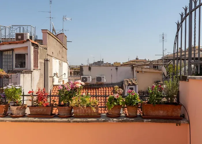 Iflat Lovely Apartment With View On Pope Window