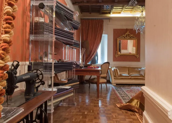 The Tailor'S Suite