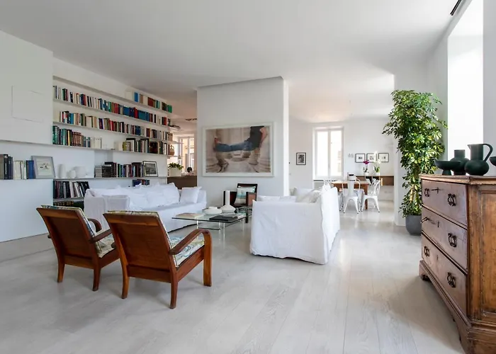 Guesthost - Piazza Fanti Luxury Apartments