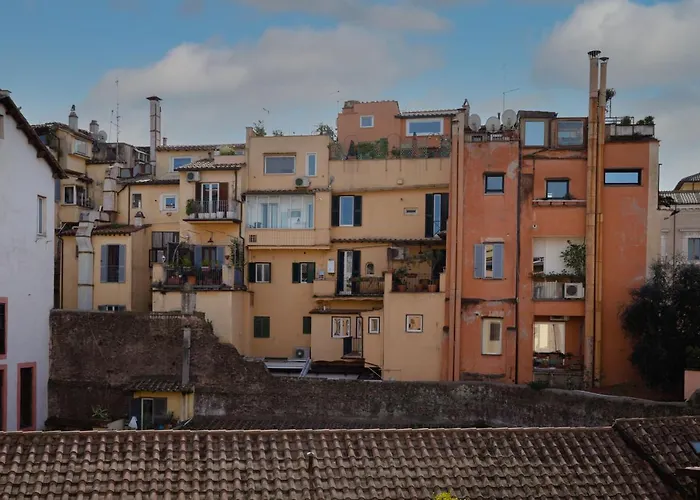 Amazing Apartments With Terrace Or Rooftop In Trastevere