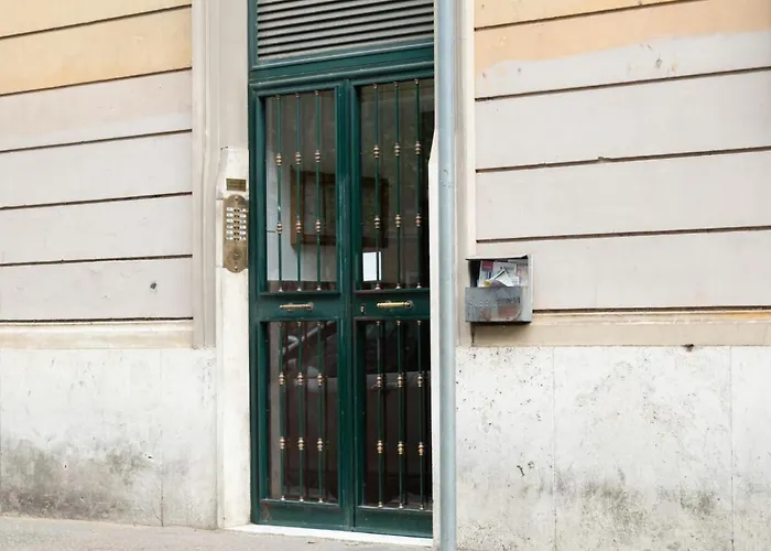 The Best Rent - One-Bedroom Apartment Near San Pietro