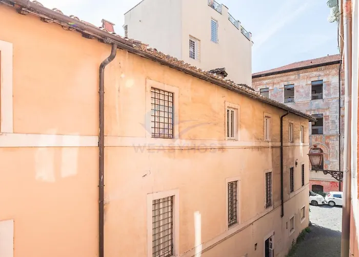 Cozy, Sunny Suite In The Heart Of Trastevere