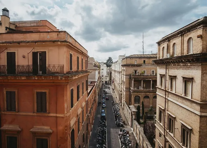 Rome Trevi Business Rooms