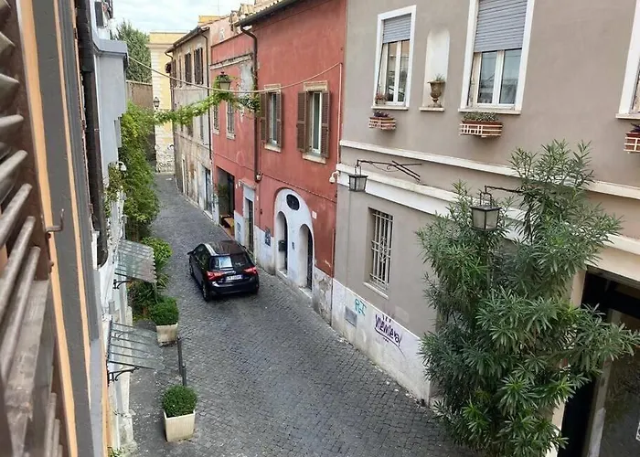 Studio Flat - Piazza San Cosimato By Yourhost