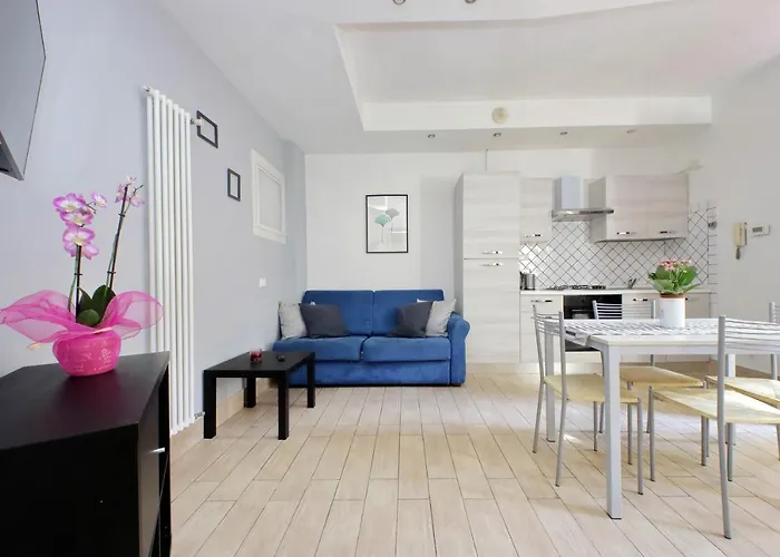 Cozy Vatican Flat With Courtyard