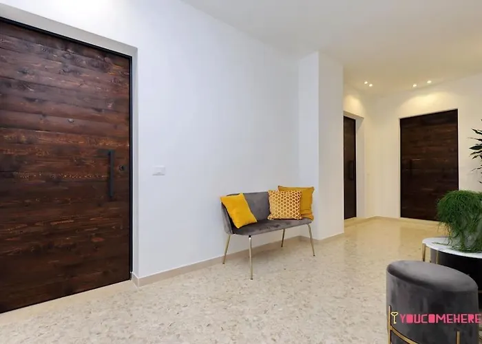 Ych-Renovated And Design Flat Close To The Center