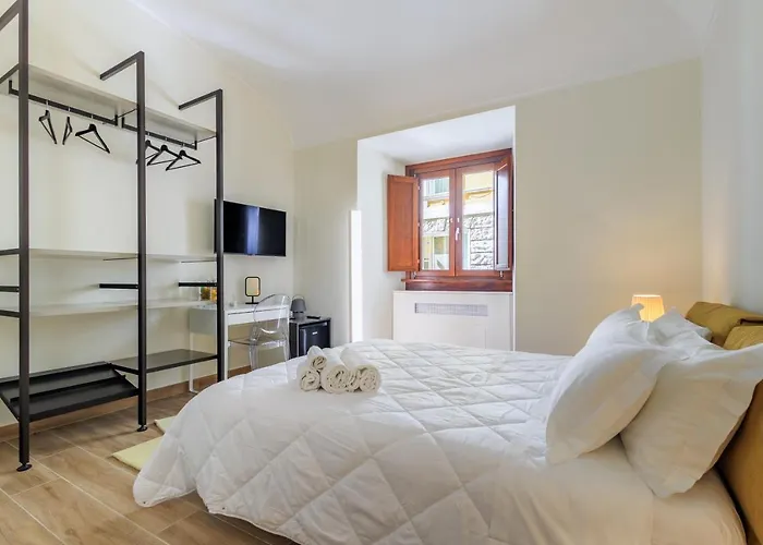 Mater Rooms & Suites