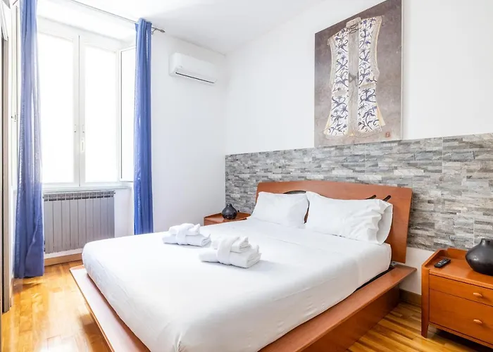 Modern Room - Private Bathroom - Central Rome