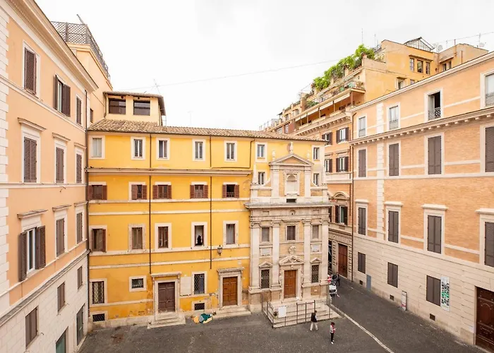 Iflat Exclusive 18Th Century Residence At Trevi Fountain