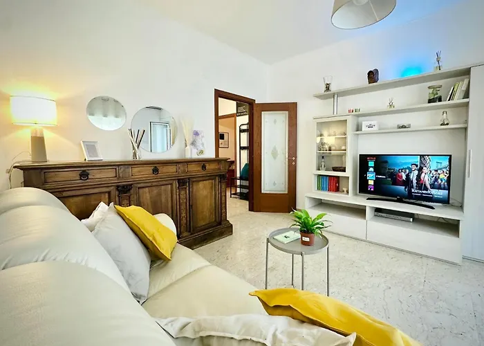 Max Apartment