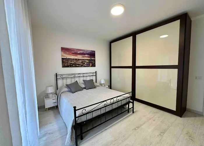 Appartamento Luminoso Domus Eur