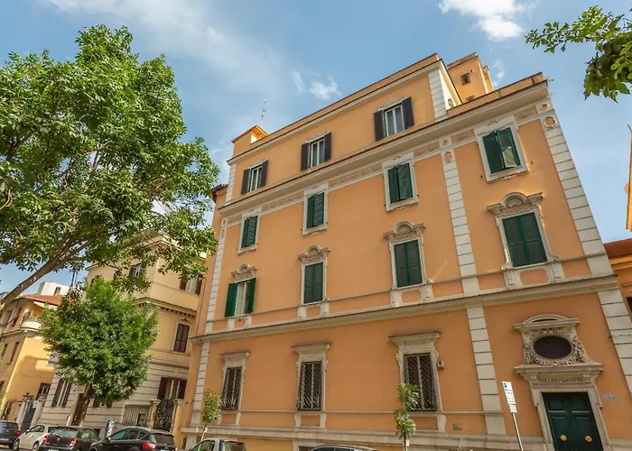 Prati 3Bdr Urban Charm