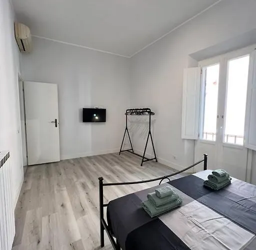 Campo De' Fiori Rooftop Apartment