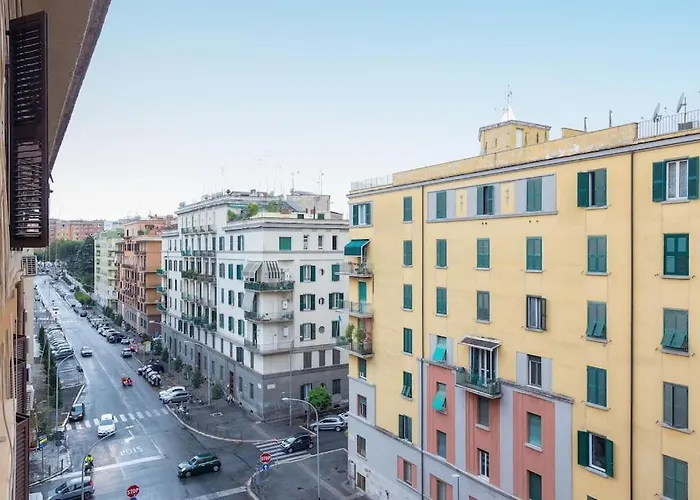 Elegant Roman Suite Near The Colosseum And Metro