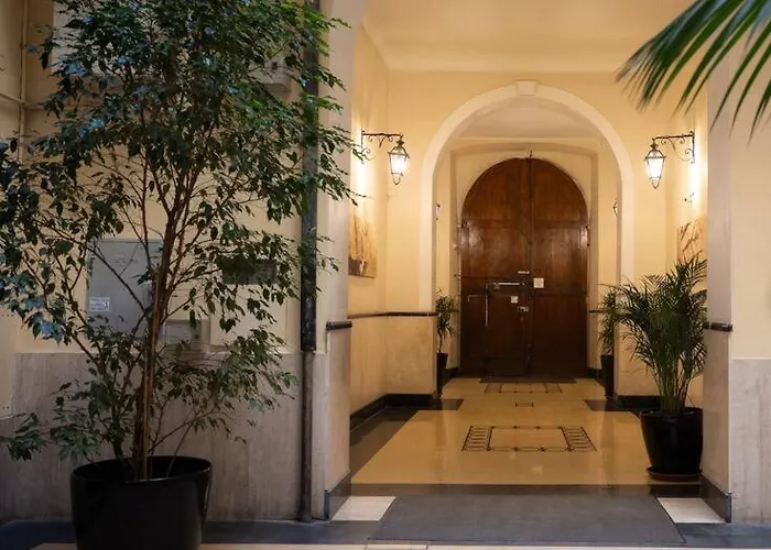 Merulana Penthouse: 5 Minutes Walk From Colosseum