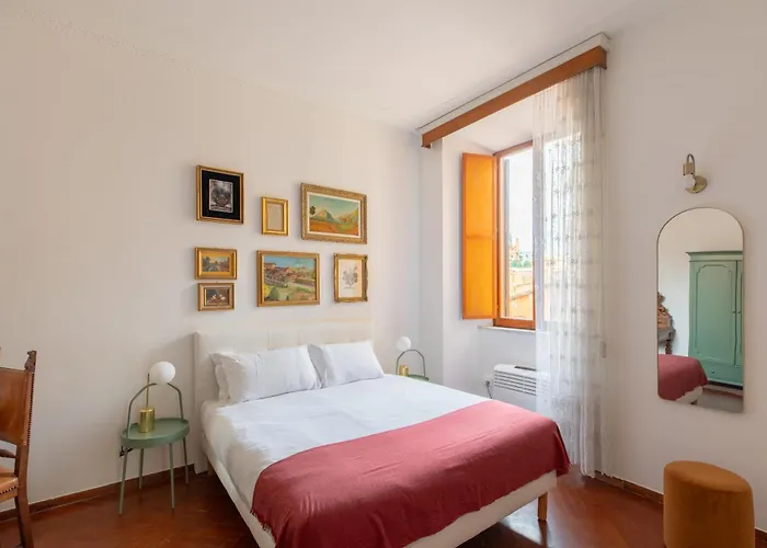 Iflat Elegant 3 Bedroom Apt Near The Pantheon