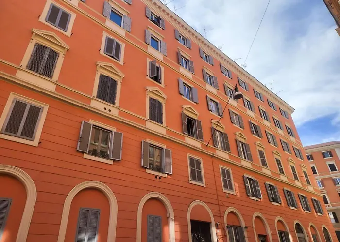 Trastevere Exclusive Three Bedroom Apartment