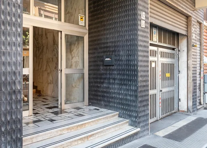 Vatican Apartment - San Pietro Station