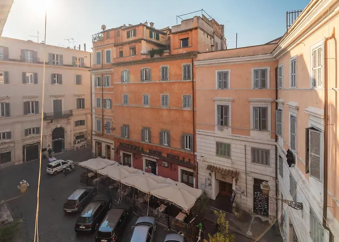 Trastevere Charming Rosa Apartment