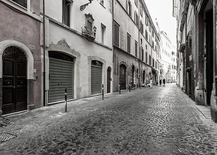 Old Monserrato In Campo De' Fiori