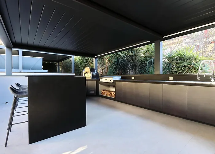 Villa Clivo - Amazing Villa Along The Vatican Walls