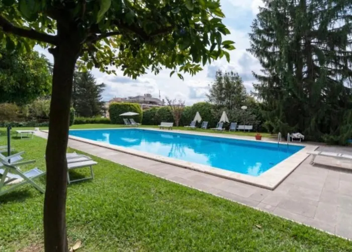 Large Family Apartment Near Vatican 180 Sqm Sleeps 8