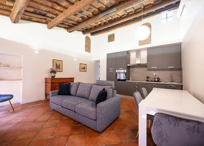 Domus Laurina - Maison D'Art Collection