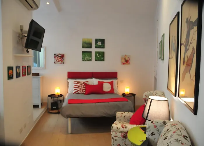 CARDINAL STUDIO - 2 steps from Vatican&Ottaviano metro - Secure, vibrant, wealthy, accessibile P r a t i district - Warm multilanguage guest care
